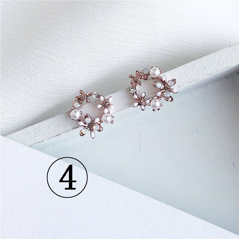 Temperament Earrings Flower Earrings Female Color Fashion Petals Pearl Gemstone Earrings