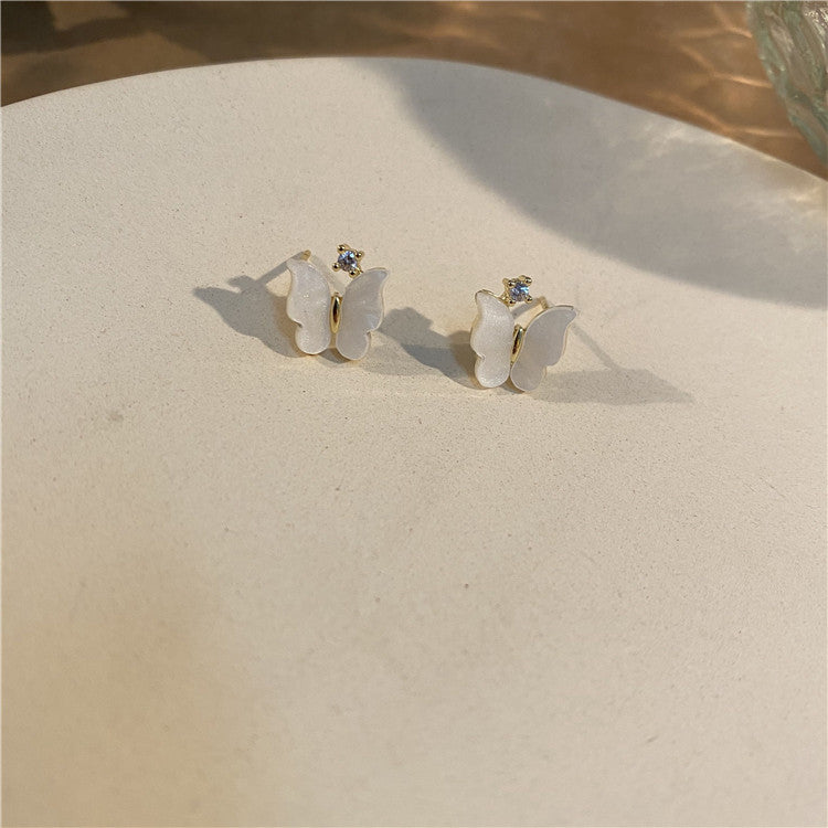 Early Spring New Shell Butterfly Earrings Are Exquisite And Small