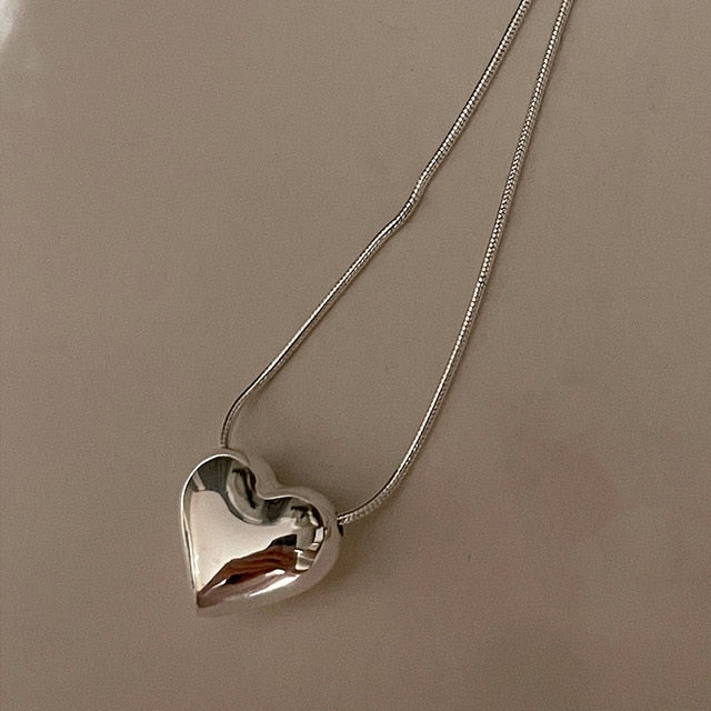 Metal Love Heart Pendant Necklace