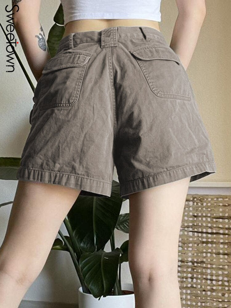 Pockets Stitch Straight Leg Short